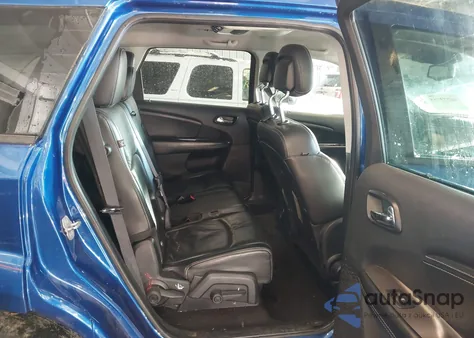 2015 Dodge Journey Crossroad z USA, uszkodzony, nr VIN 3C4PDDGG6FT579035